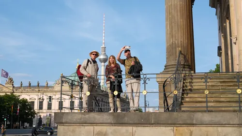 Historischer Spaziergang Unter den Linden in Berlin