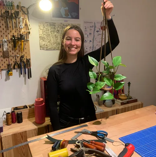 Leder-Workshop: Pflanzenhalter gestalten in Berlin