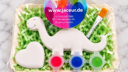 10 coloring kits for wedding kids: dinosaurs and unicorns