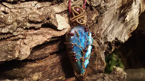 Schmuck-Workshop zum Valentinstag in Frankfurt