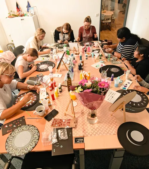 Weihnachts-Sip and Dot: Mandala mit Aperol in Frankfurt
