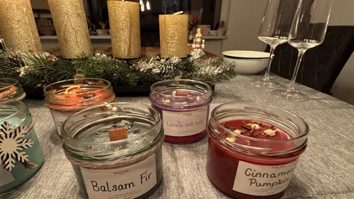 Weihnachtlicher Duftkerzen-Workshop in Hamburg