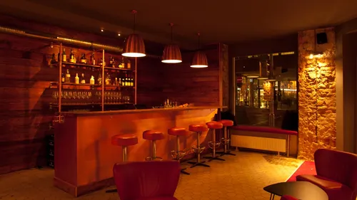 Bar exklusiv für private Feiern mieten in Stuttgart