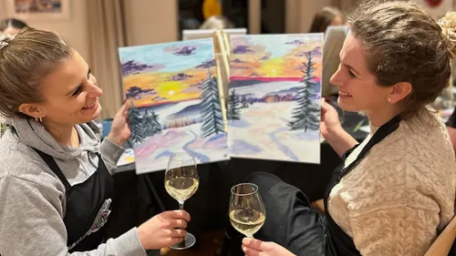 Acrylbild malen in Rosenheim - Dein Kreativabend mit Wein