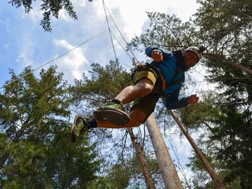 Action Fun Challenge Pamper Pole