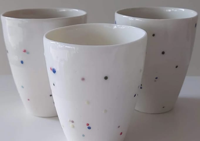 Porzellan Workshop in Hamburg: Porzellan-Becher gießen