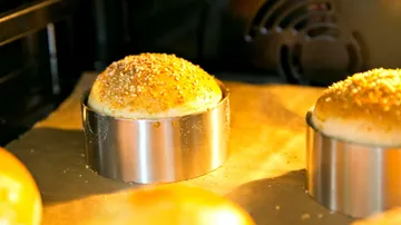Casserole in baking pan, baked in the oven, until golden brown.
