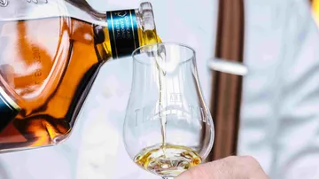Experience pure rum