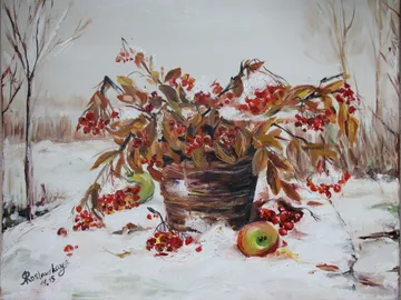 A basket of berries is standing in the snow.