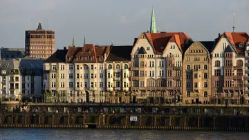 Stadtrallye Düsseldorf - puzzle fun for 2-3 hours