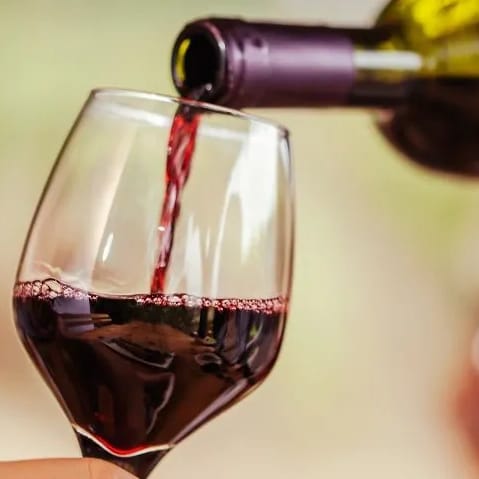 Malen mit Stil: Wein und Malkurs in Frankfurt am Main