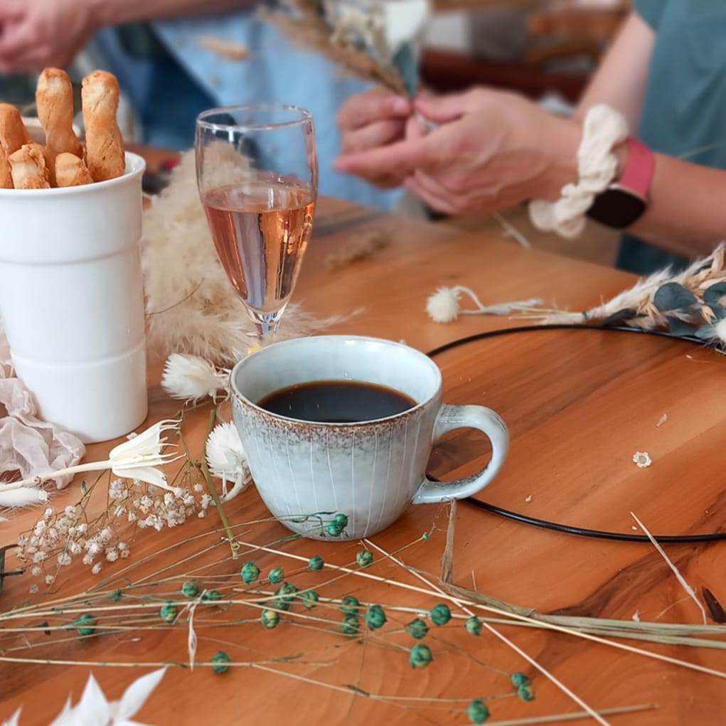 JGA Kreativ-Event Trockenblumenkranz binden in Schorndorf