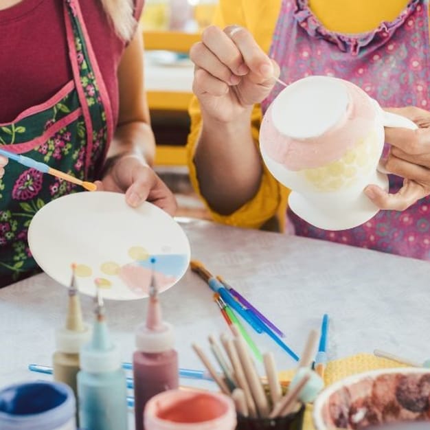 Keramik bemalen Workshop: Kreative Auszeit in Hamburg