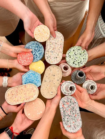 Fertige Produkte Jesmonite Terrazzo Workshop