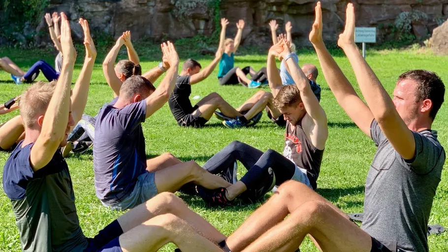 Core, Power & StrengthWorkout in Stuttgart konfetti