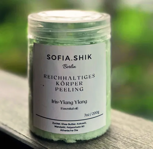 Set mit zwei Sheabutter-Körperpeelings zum Selbermachen (ENG/RU/DE)
