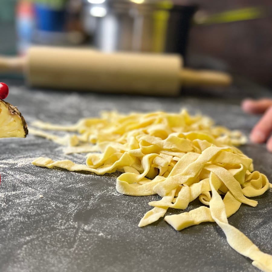 Pasta Workshop und Cocktailkurs Live und online