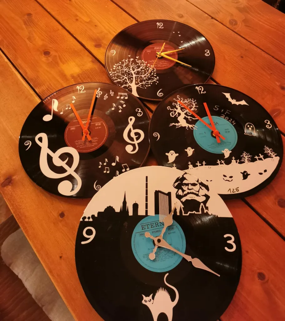 Schallplattenuhr -Upcyclingkurs für Kinder in Chemnitz konfetti