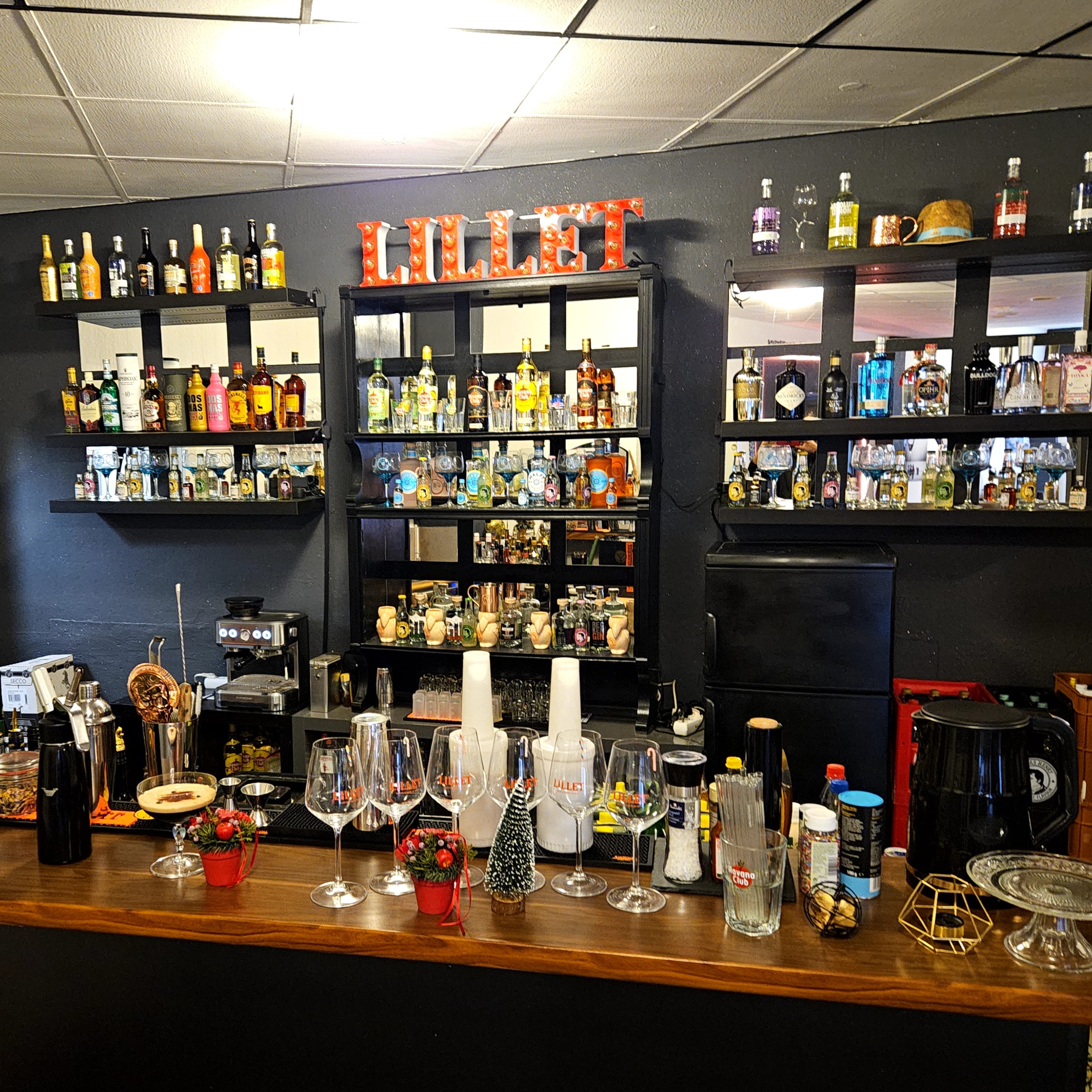 Cocktailkurs in Schaumburg: Shake it like a Bartender