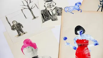 Collage aus abstrakten gemalten Figuren und Bäumen.