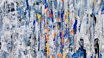 Abstraktes Gemälde mit blauen, orangenen und weißen Strichen.