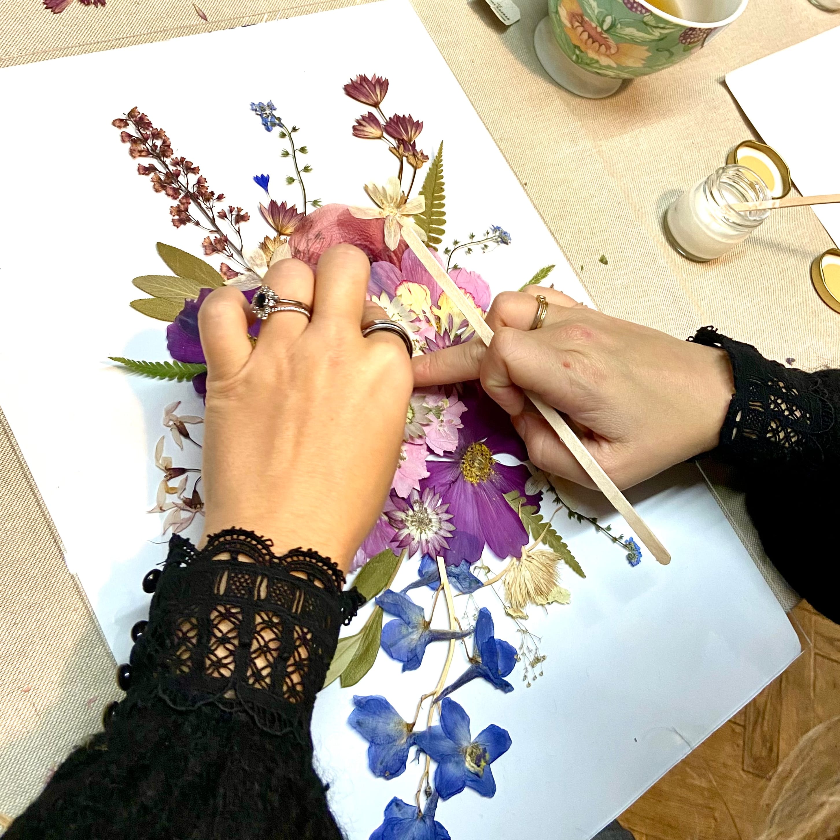 Kreativer Workshop Berlin: Bild aus gepressten Blumen