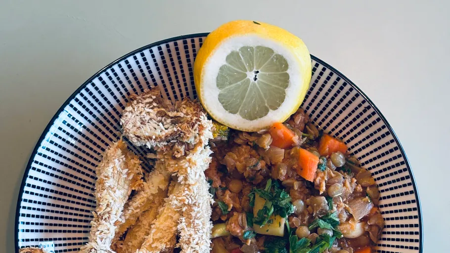 Fried mushrooms and lentils in a bowl.
