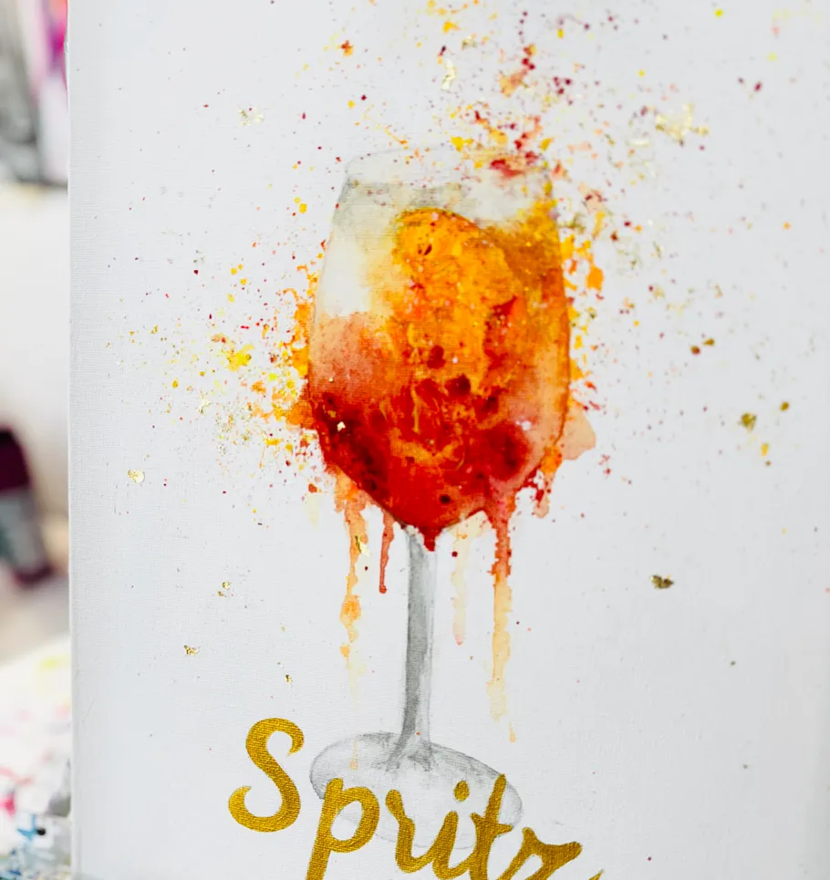 Watercolor painting of a Spritz cocktail.