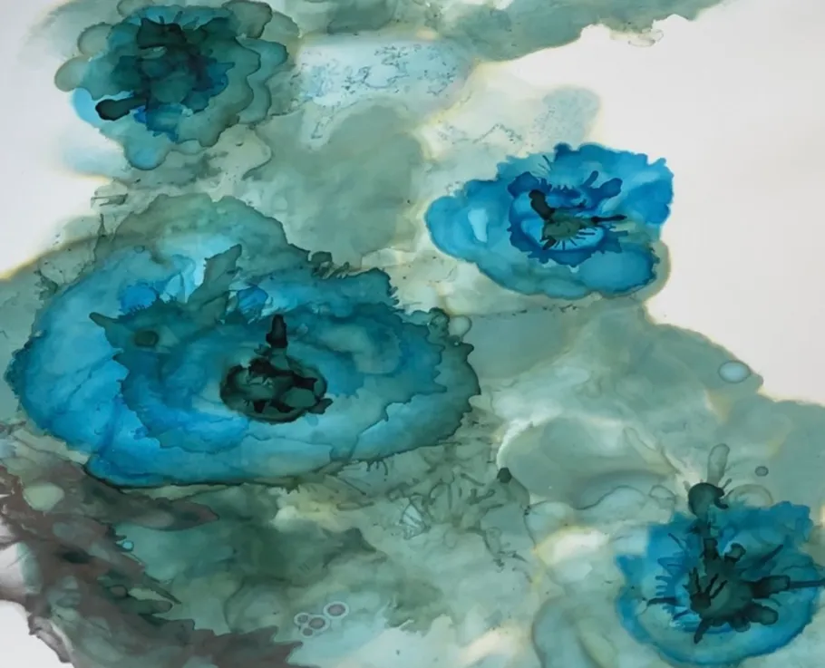 Abstraktes blau-grünes Aquarellmuster.