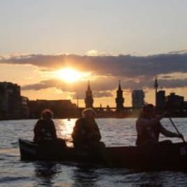 Kanutour in Berlin: Sunset in Berlin genießen