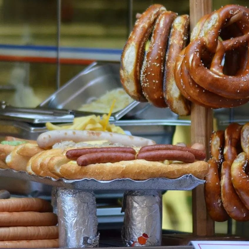 Kulinarische Tour durch Wien: Probiere authentische lokale Gerichte mit Reiseleiter