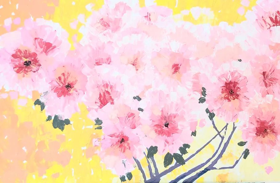 Rosa Blumen auf gelbem Hintergrund gemalt.